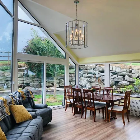 Holiday home 3 Bedroomed House Minutes' Walk From Town Kenmare